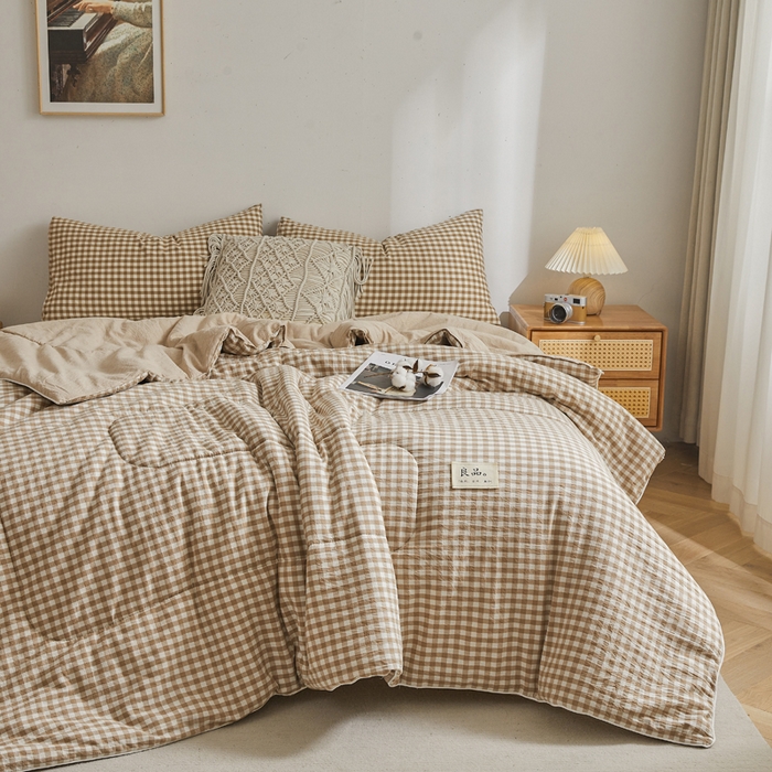 91家纺网 家纺一手货源 找家纺 梦初语2025新款棉花被新疆棉花被棉絮春秋被冬被学生单人宿舍棉被褥被子被芯四季  咖小格