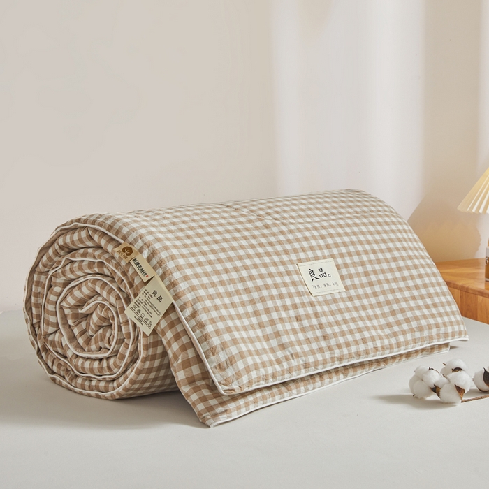 91家纺网 家纺一手货源 找家纺 梦初语2025新款棉花被新疆棉花被棉絮春秋被冬被学生单人宿舍棉被褥被子被芯四季  咖小格