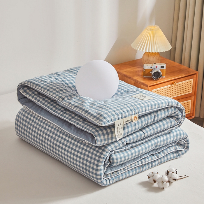 91家纺网 家纺一手货源 找家纺 梦初语2025新款棉花被新疆棉花被棉絮春秋被冬被学生单人宿舍棉被褥被子被芯四季  蓝小格