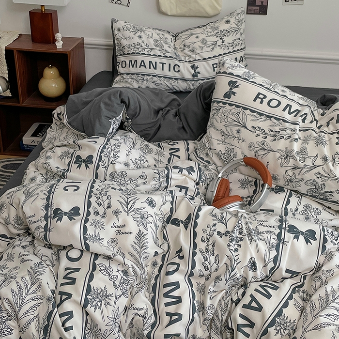 91家纺网 家纺一手货源 找家纺 梦卓家纺 2025新款亲肤超柔印花水洗棉四件套 赫本风情