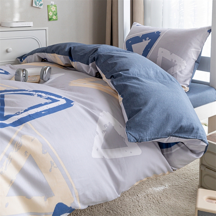 91家纺网 家纺一手货源 找家纺 红馆 2025新款开学季三件套学生上下铺 肌理三角