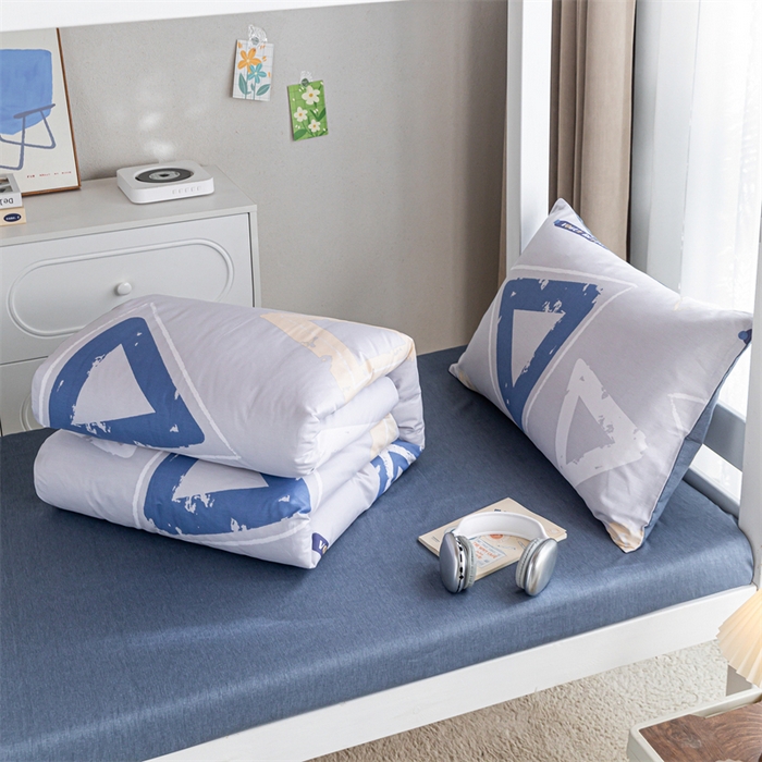 91家纺网 家纺一手货源 找家纺 红馆 2025新款开学季三件套学生上下铺 肌理三角