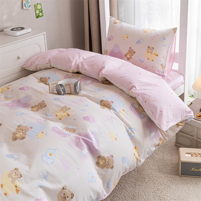 91家纺网 家纺一手货源 找家纺 红馆 2025新款开学季三件套学生上下铺  萌萌泡泡浴