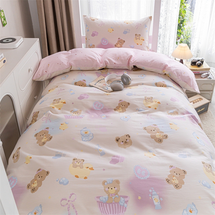 91家纺网 家纺一手货源 找家纺 红馆 2025新款开学季三件套学生上下铺  萌萌泡泡浴