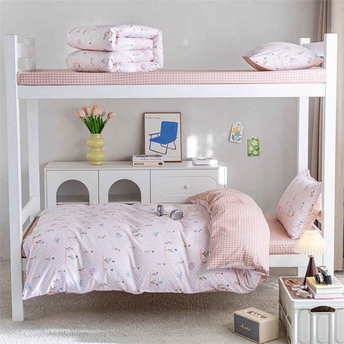 91家纺网 家纺一手货源 找家纺 红馆 2025新款开学季三件套学生上下铺 觅香少女