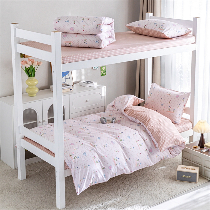 91家纺网 家纺一手货源 找家纺 红馆 2025新款开学季三件套学生上下铺 觅香少女