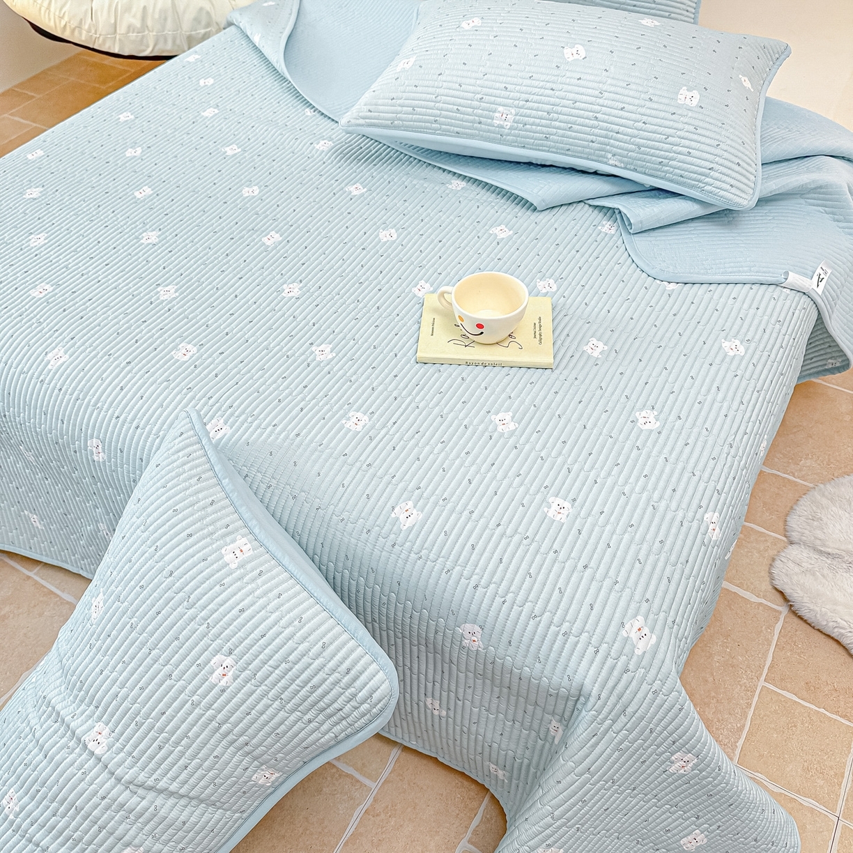 91家纺网 家纺一手货源 找家纺 （总）橘夏家纺 2025新款莱赛尔天丝轻奢风多功能床盖三件套软凉席盖毯