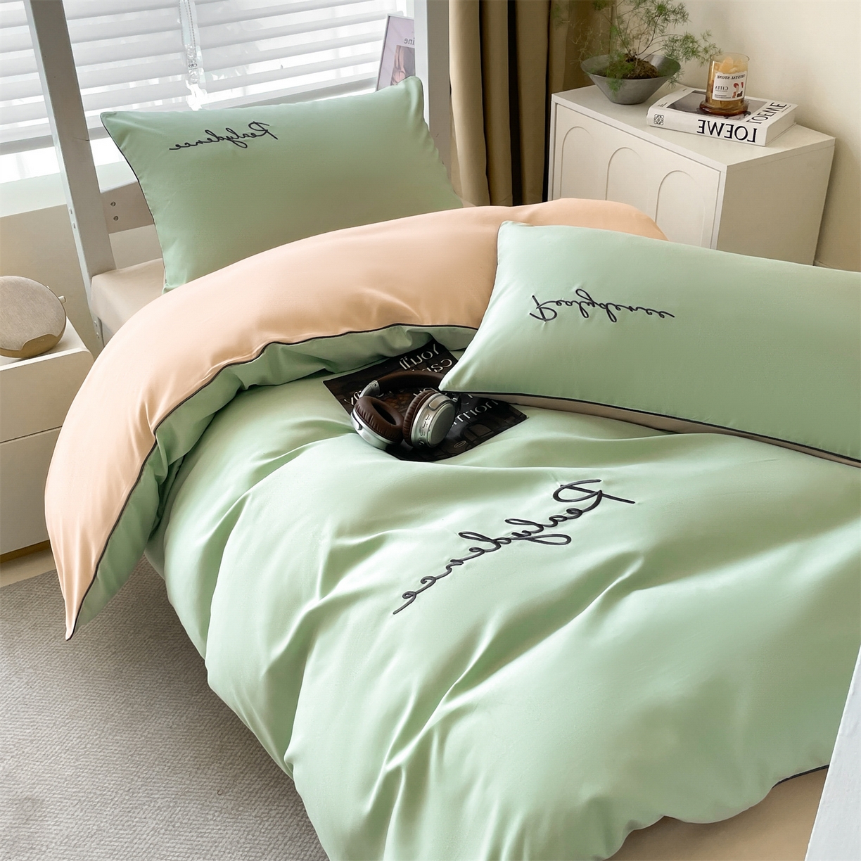 91家纺网 家纺一手货源 找家纺 笙意家纺 2025新款亲肤水洗棉麻绳款学生三件套-安琪系列 安琪-灰绿+奶茶