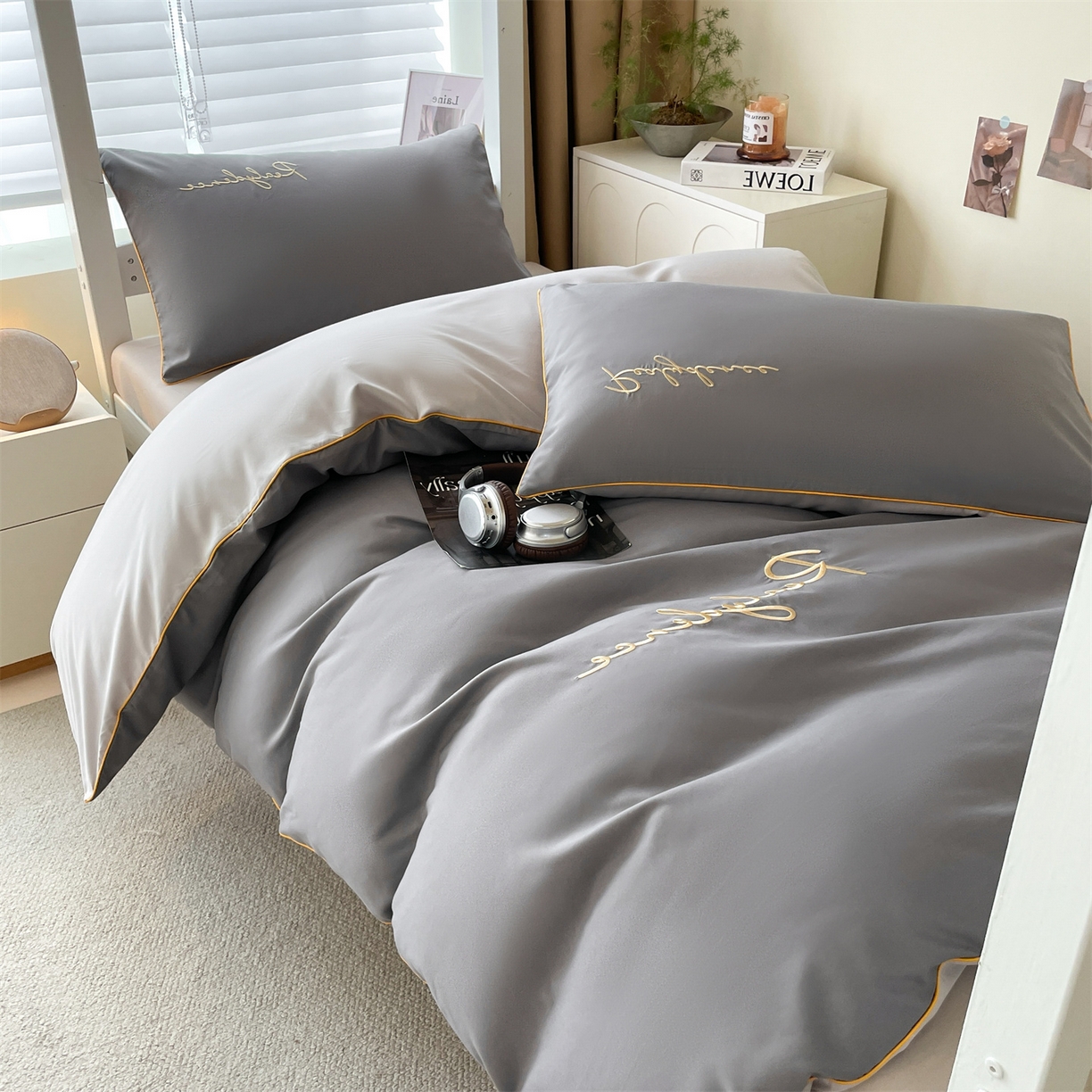 91家纺网 家纺一手货源 找家纺 笙意家纺 2025新款亲肤水洗棉麻绳款学生三件套-安琪系列 安琪-中灰+山灰