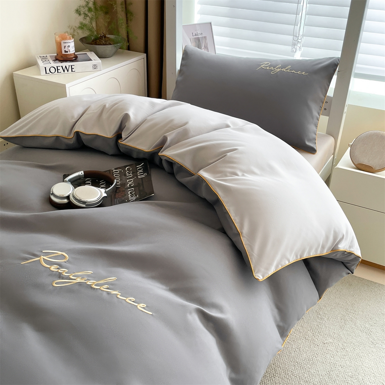 91家纺网 家纺一手货源 找家纺 笙意家纺 2025新款亲肤水洗棉麻绳款学生三件套-安琪系列 安琪-中灰+山灰