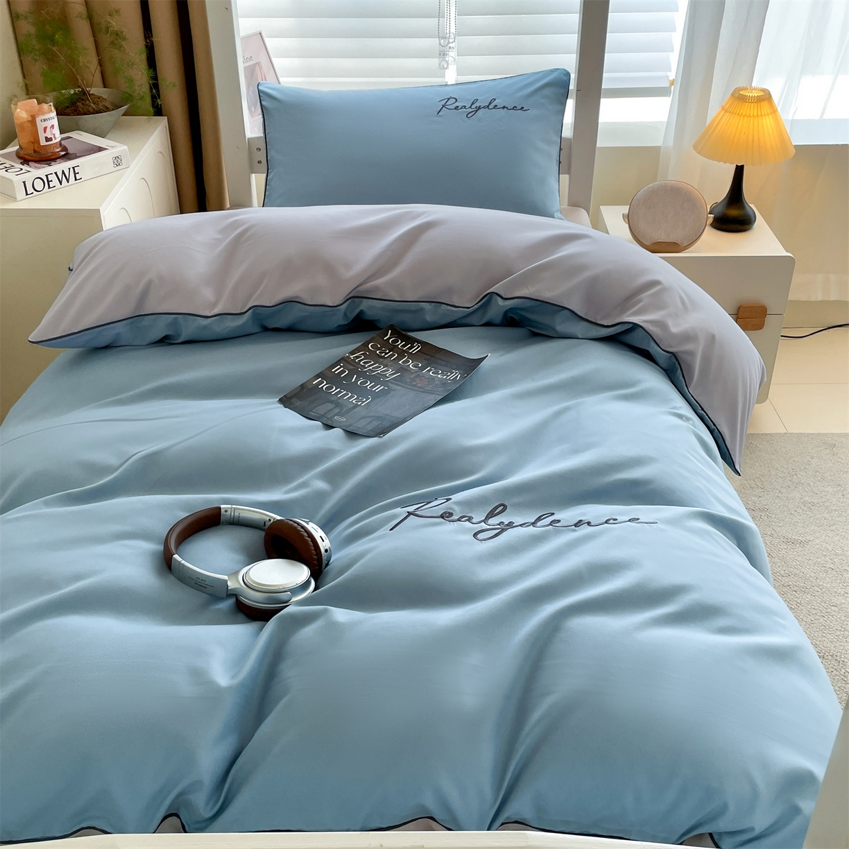 91家纺网 家纺一手货源 找家纺 笙意家纺 2025新款亲肤水洗棉麻绳款学生三件套-安琪系列 安琪-海清+山灰