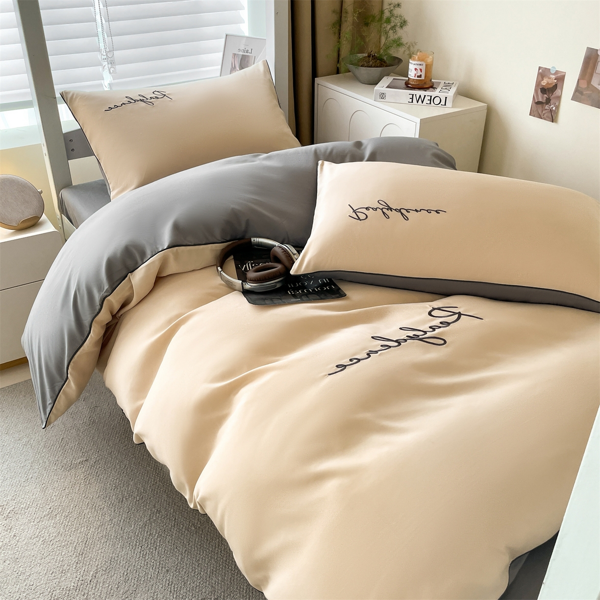 91家纺网 家纺一手货源 找家纺 笙意家纺 2025新款亲肤水洗棉麻绳款学生三件套-安琪系列 安琪-奶茶+中灰