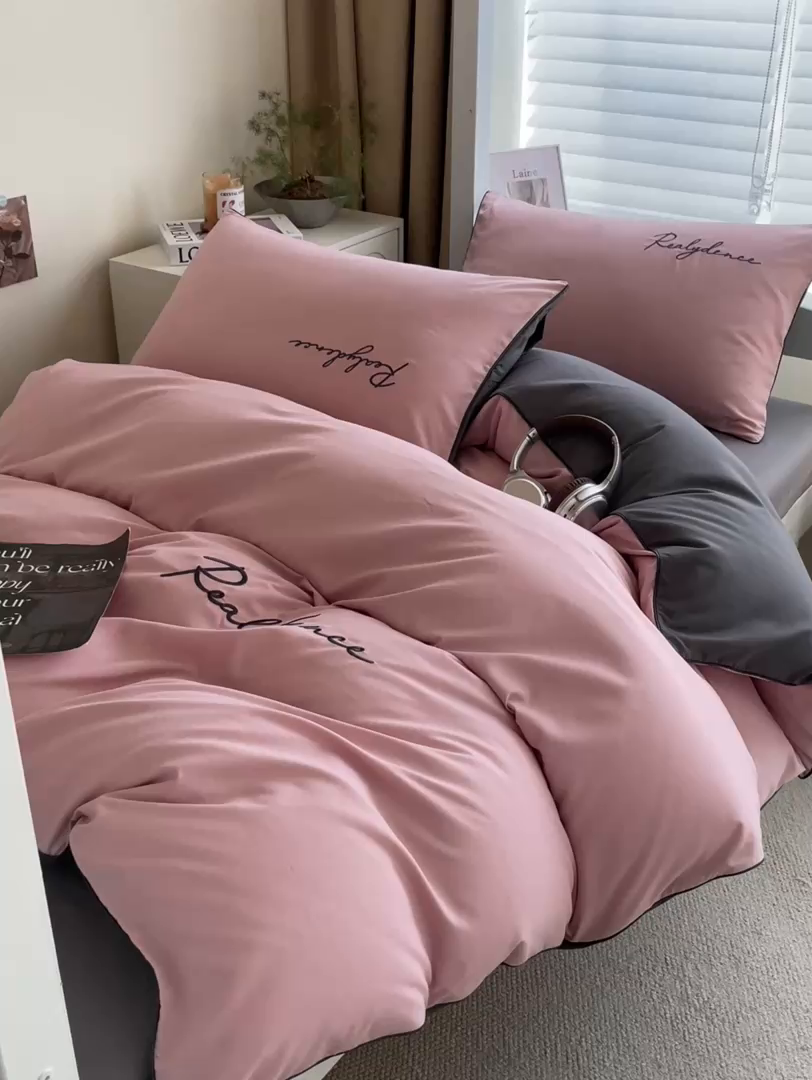 91家纺网 家纺一手货源 找家纺 笙意家纺 2025新款亲肤水洗棉麻绳款学生三件套-安琪系列 安琪-浅豆沙+高级灰