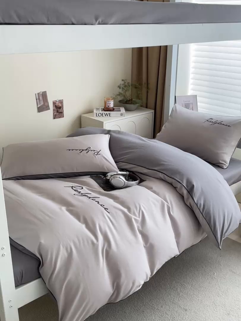 91家纺网 家纺一手货源 找家纺 笙意家纺 2025新款亲肤水洗棉麻绳款学生三件套-安琪系列 安琪-山灰+中灰