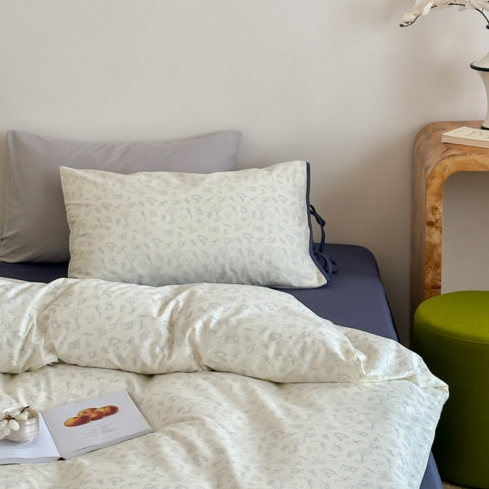 91家纺网 家纺一手货源 找家纺 尺素2025新款 纯棉蝴蝶结绑带款四件套少女心可爱枕套儿童卡通纯棉三件套1.8床笠加大床单民宿床品 绑带款小熊物语-藏青