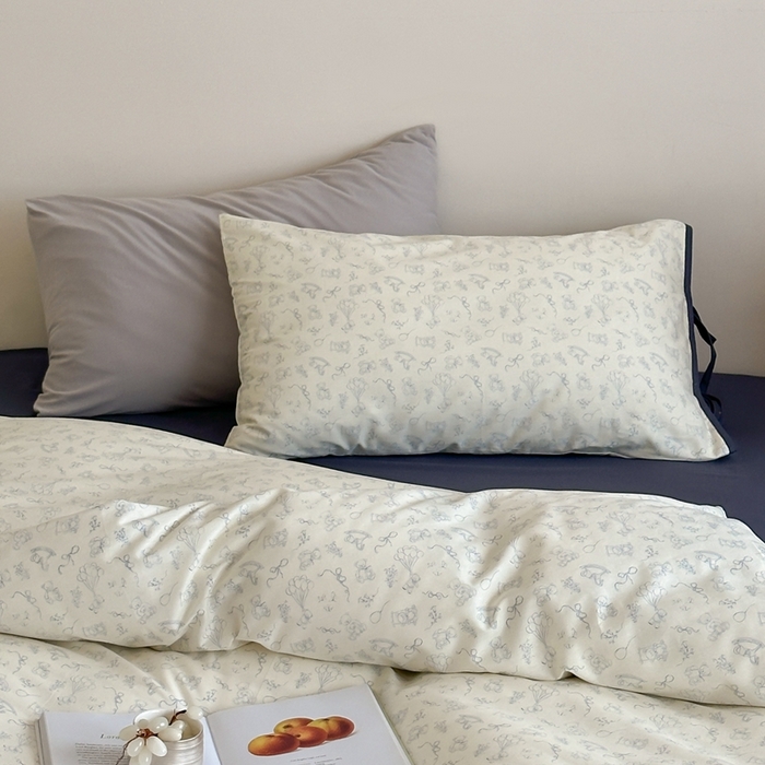 91家纺网 家纺一手货源 找家纺 尺素2025新款 纯棉蝴蝶结绑带款四件套少女心可爱枕套儿童卡通纯棉三件套1.8床笠加大床单民宿床品 绑带款小熊物语-藏青