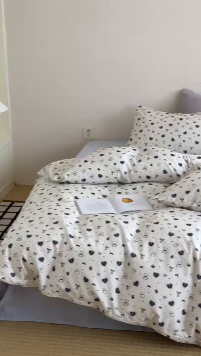 91家纺网 家纺一手货源 找家纺 尺素2025新款 纯棉蝴蝶结绑带款四件套少女心可爱枕套儿童卡通纯棉三件套1.8床笠加大床单民宿床品 绑带款熊熊乐园-浅蓝