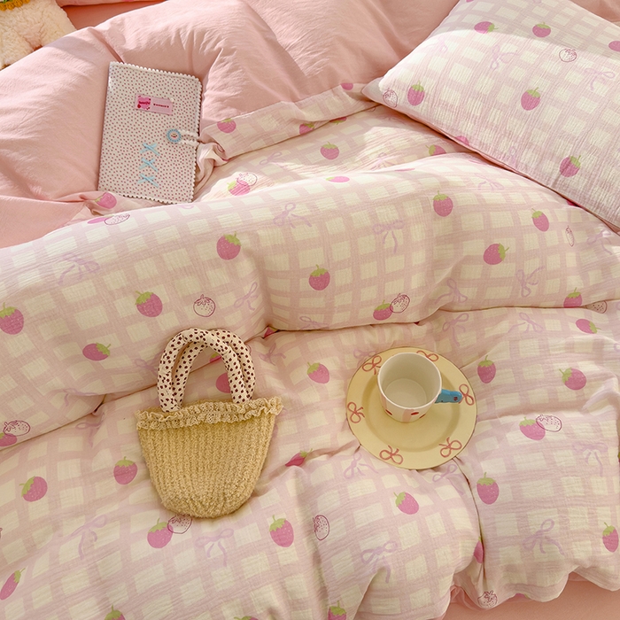 91家纺网 家纺一手货源 找家纺 颜选2025新款105克加厚双层纱木棉四件套（含买家秀） 草莓蝴蝶结