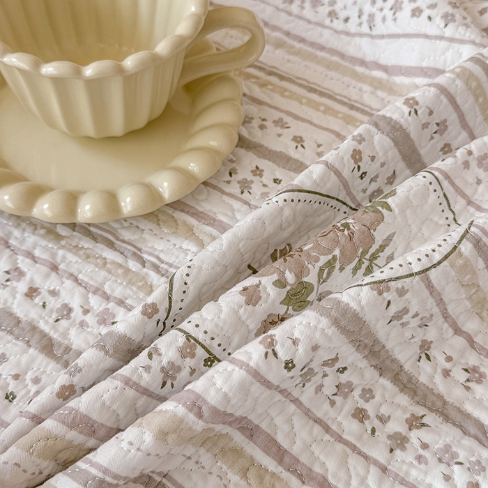 91家纺网 家纺一手货源 找家纺 期遇家居 2025新款13372全棉印花学生床盖双面纯棉宿舍床盖 卡茜欧