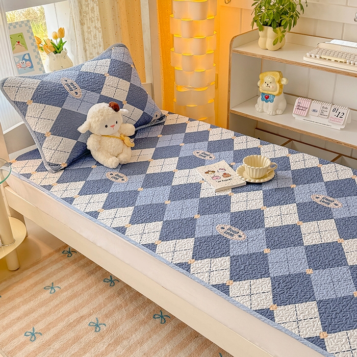 91家纺网 家纺一手货源 找家纺 期遇家居 2025新款13372全棉印花学生床盖双面纯棉宿舍床盖 蓝格子