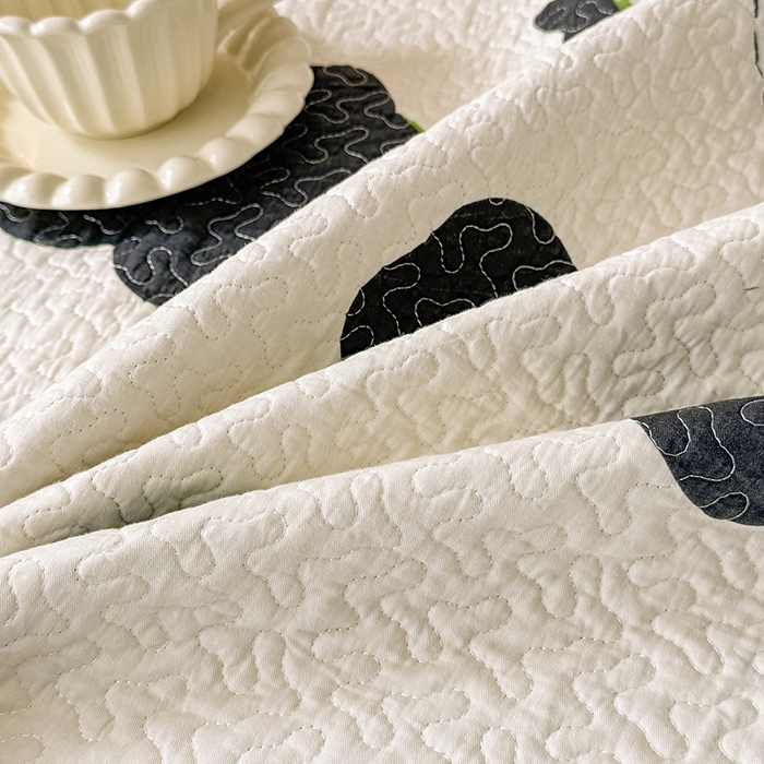 91家纺网 家纺一手货源 找家纺 期遇家居 2025新款13372全棉印花学生床盖双面纯棉宿舍床盖 香香熊猫