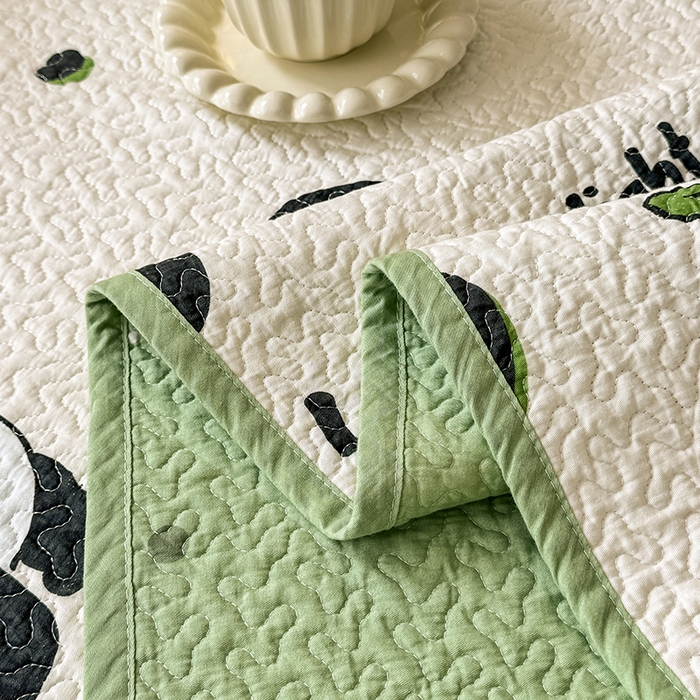 91家纺网 家纺一手货源 找家纺 期遇家居 2025新款13372全棉印花学生床盖双面纯棉宿舍床盖 香香熊猫