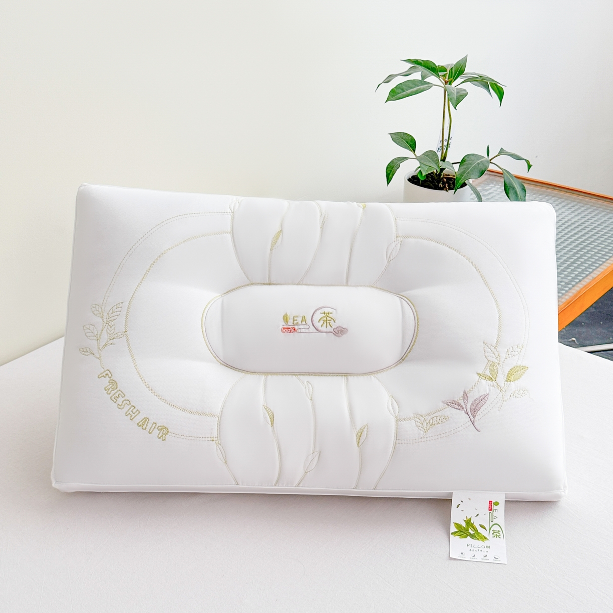 91家纺网 家纺一手货源 找家纺 （总）橘夏家纺 2025新款刺绣款高档单人枕头枕芯亲肤透气单人舒睡保健枕睡眠不变形