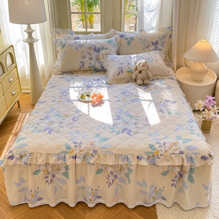 91家纺网 家纺一手货源 找家纺 美达2025全棉蕾丝小花边夹棉单床裙 如梦花季