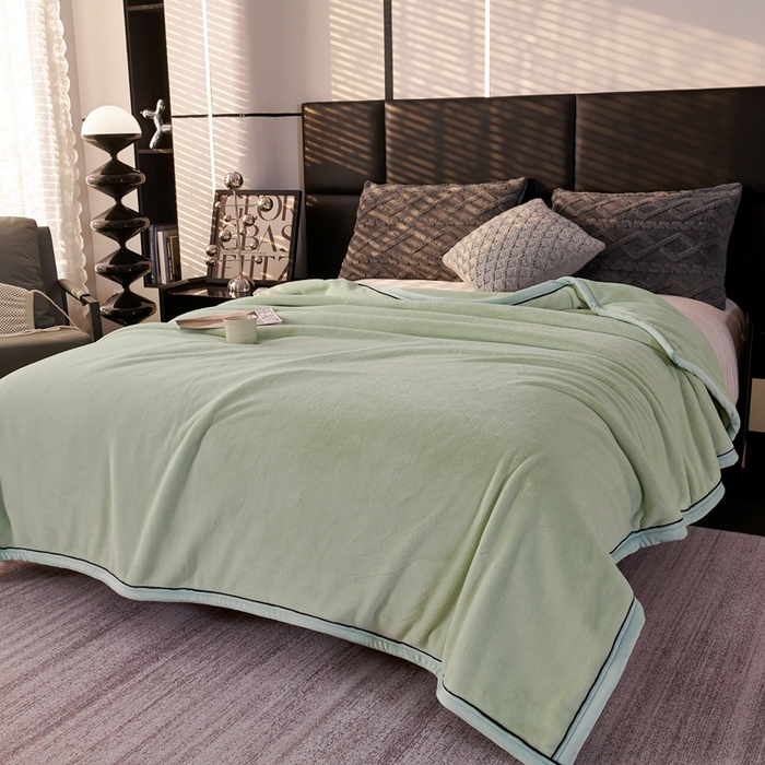 91家纺网 家纺一手货源 找家纺 馨米莱家纺 2025新款全消光牛奶绒毛毯 蒂芙绿