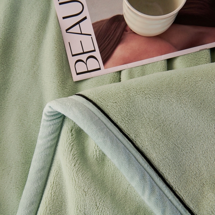 91家纺网 家纺一手货源 找家纺 馨米莱家纺 2025新款全消光牛奶绒毛毯 蒂芙绿