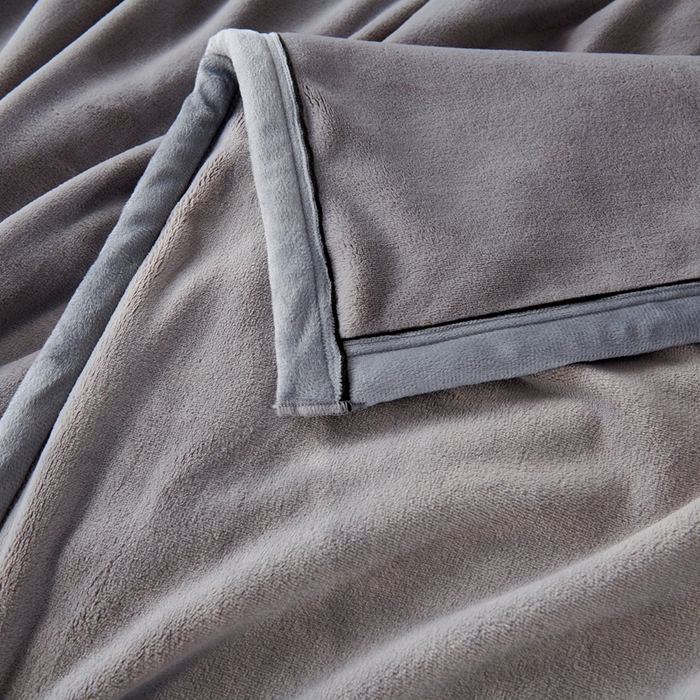 91家纺网 家纺一手货源 找家纺 馨米莱家纺 2025新款全消光牛奶绒毛毯 深灰色