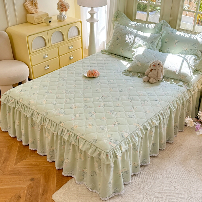 91家纺网 家纺一手货源 找家纺 美达2025全棉蕾丝小花边夹棉单床裙 千羽花信