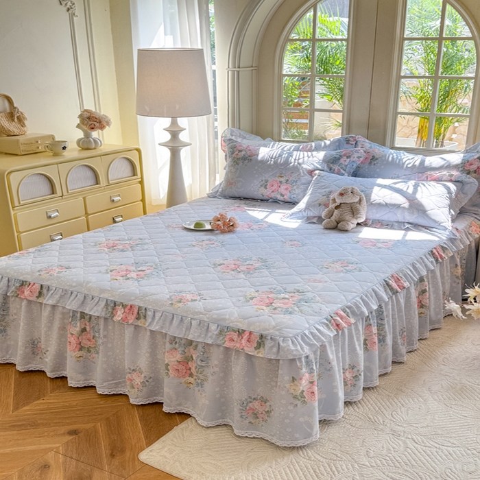 91家纺网 家纺一手货源 找家纺 美达2025全棉蕾丝小花边夹棉单床裙 轻柔漫漫