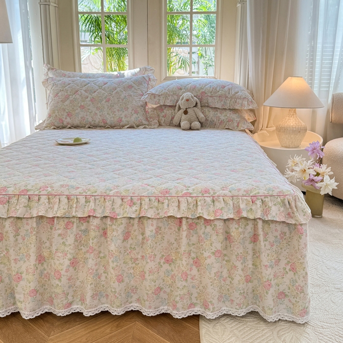 91家纺网 家纺一手货源 找家纺 美达2025全棉蕾丝小花边夹棉单床裙 嫣然花期-粉