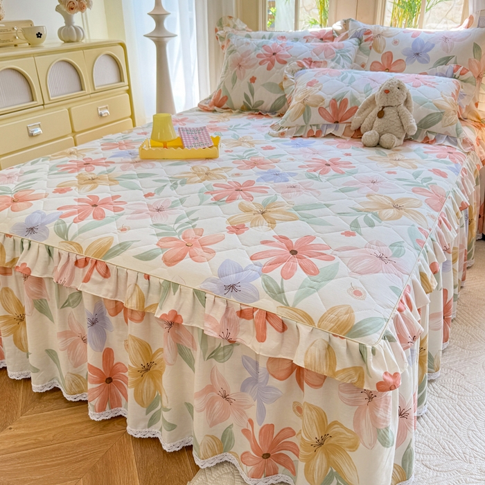 91家纺网 家纺一手货源 找家纺 美达2025全棉蕾丝小花边夹棉单床裙 云裳花谷