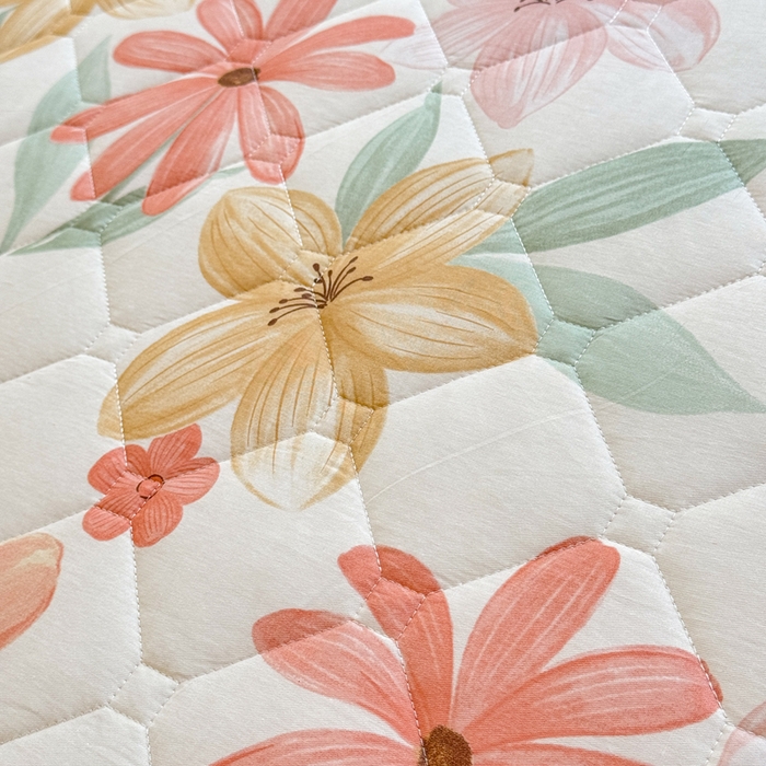 91家纺网 家纺一手货源 找家纺 美达2025全棉蕾丝小花边夹棉单床裙 云裳花谷