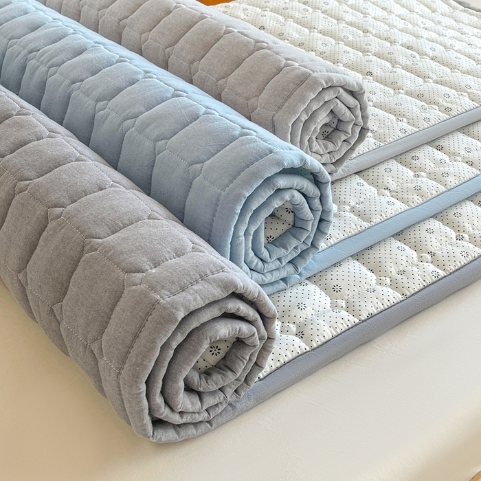 91家纺网 家纺一手货源 找家纺 梵朴 2025新款A类无印风水洗棉夹棉新疆棉花宿舍学生床垫床护垫 组合图仅供参考