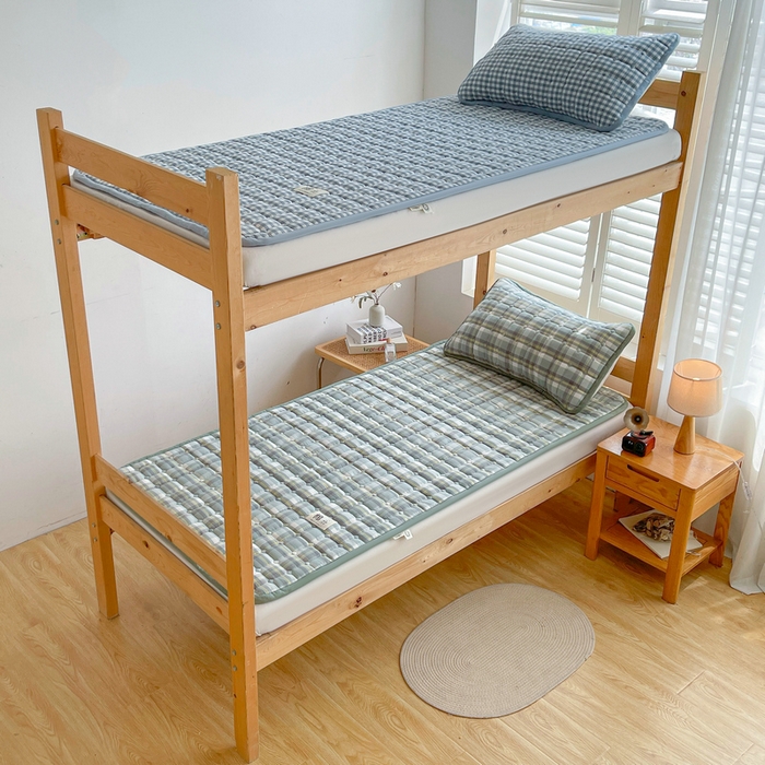 91家纺网 家纺一手货源 找家纺 梵朴 2025新款A类无印风水洗棉夹棉新疆棉花宿舍学生床垫床护垫 简析绿