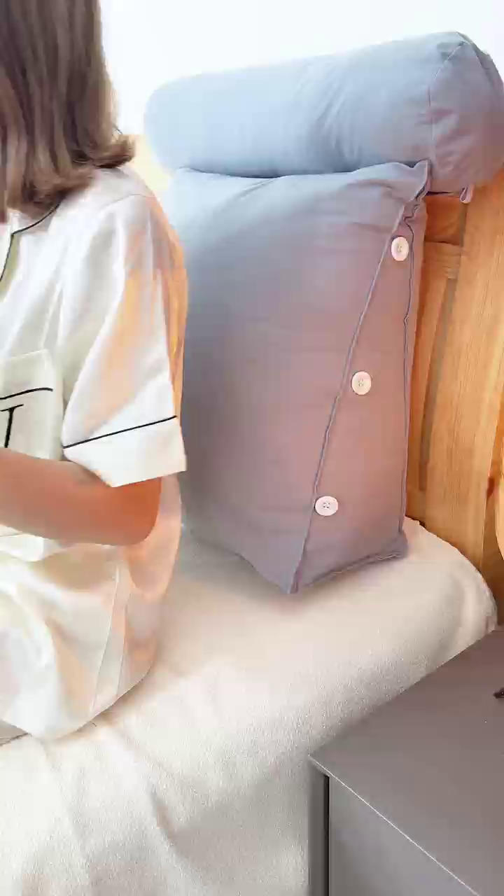 91家纺网 家纺一手货源 找家纺 （总）沐沐家纺 2026新款仿棉绒三角靠背带头枕