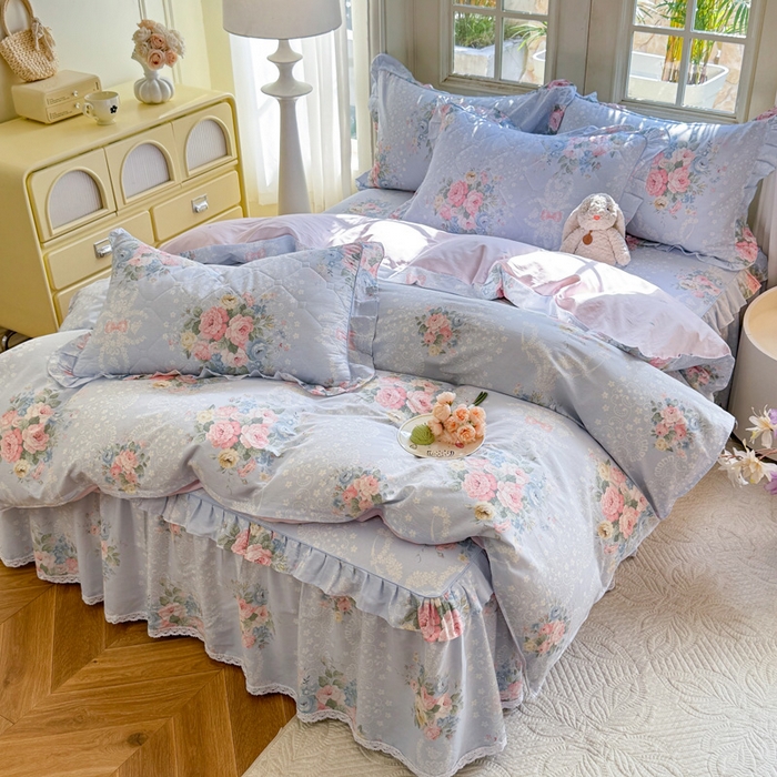 91家纺网 家纺一手货源 找家纺 美达家纺2025全棉蕾丝小花边夹棉床裙四件套 轻柔漫漫