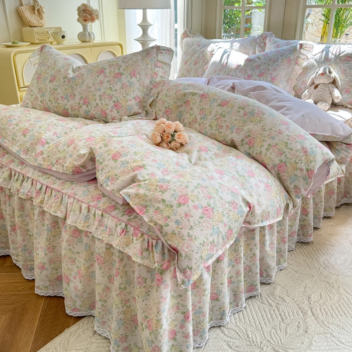 91家纺网 家纺一手货源 找家纺 美达家纺2025全棉蕾丝小花边夹棉床裙四件套 嫣然花期-粉