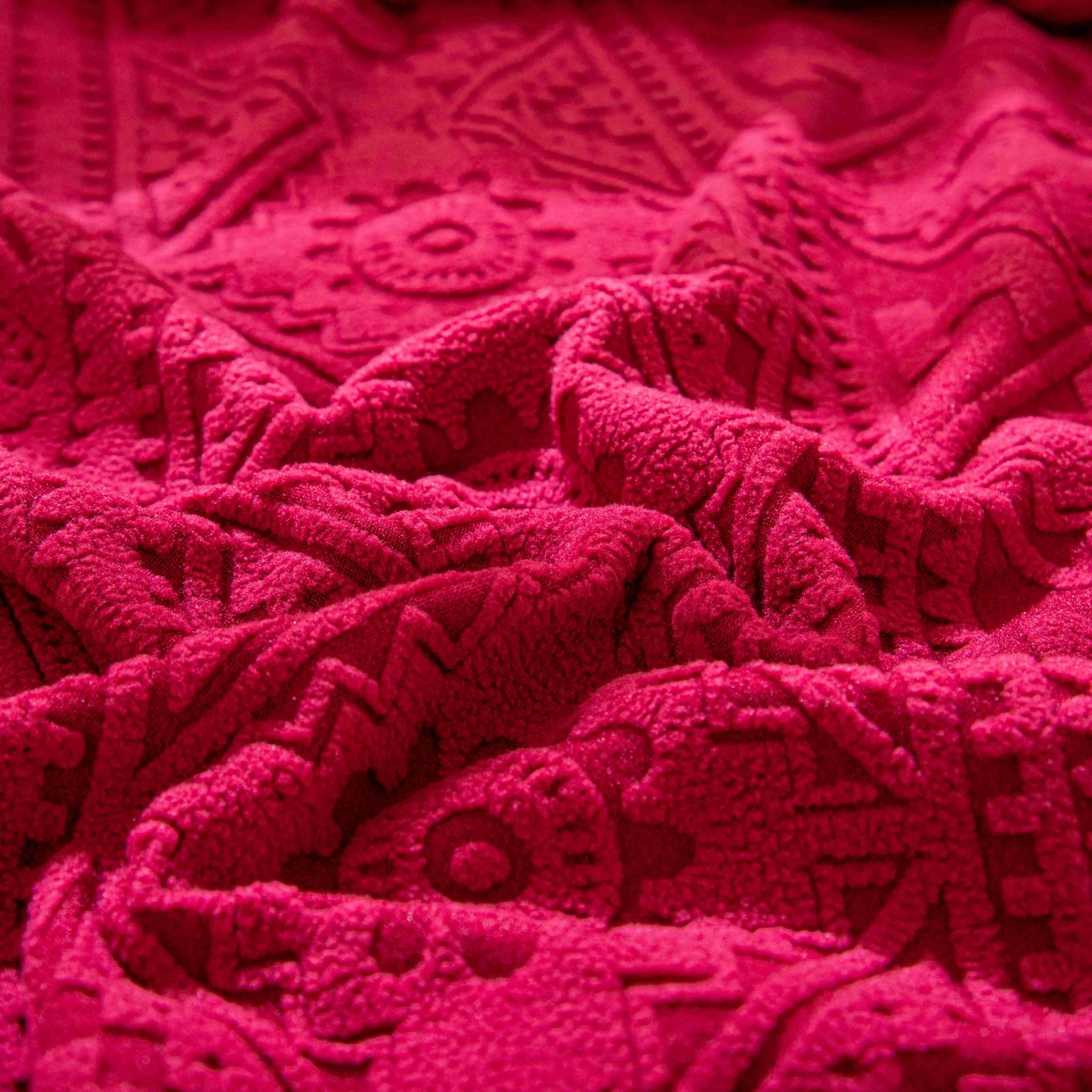 91家纺网 家纺一手货源 找家纺 沐沐家纺 2026新款波西米亚沙发套 红色