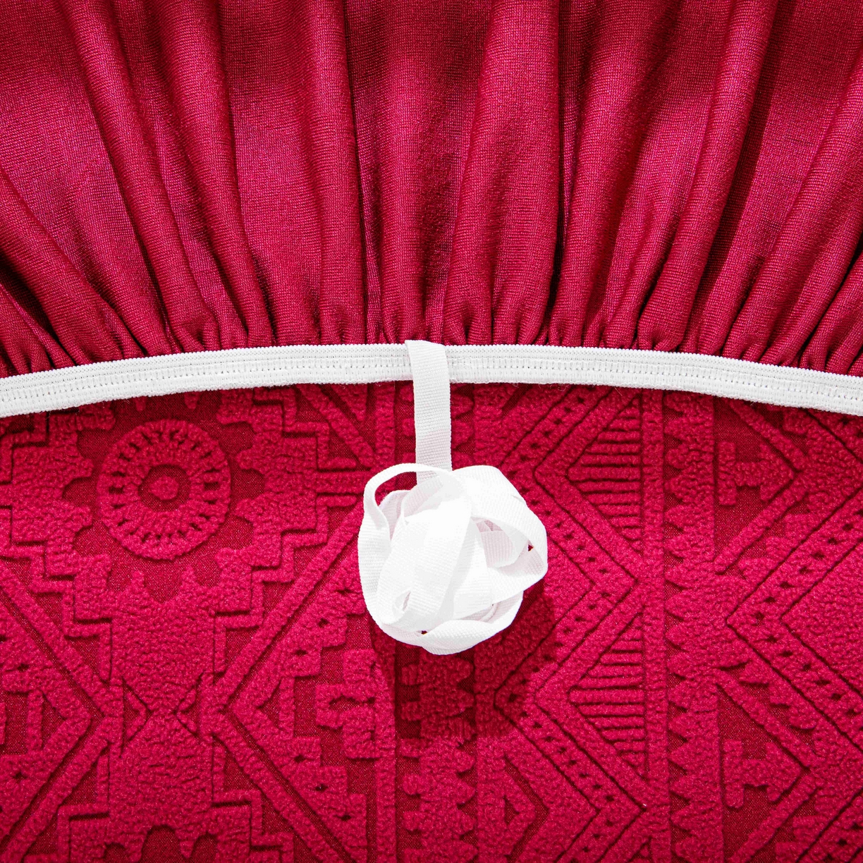 91家纺网 家纺一手货源 找家纺 沐沐家纺 2026新款波西米亚沙发套 红色