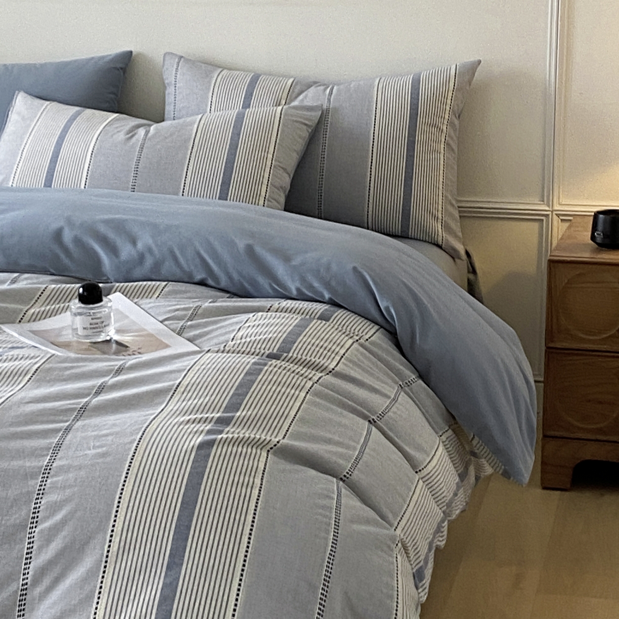 91家纺网 家纺一手货源 找家纺 ab家纺 2025新款全棉色织提花四件套 瑞拉-蓝