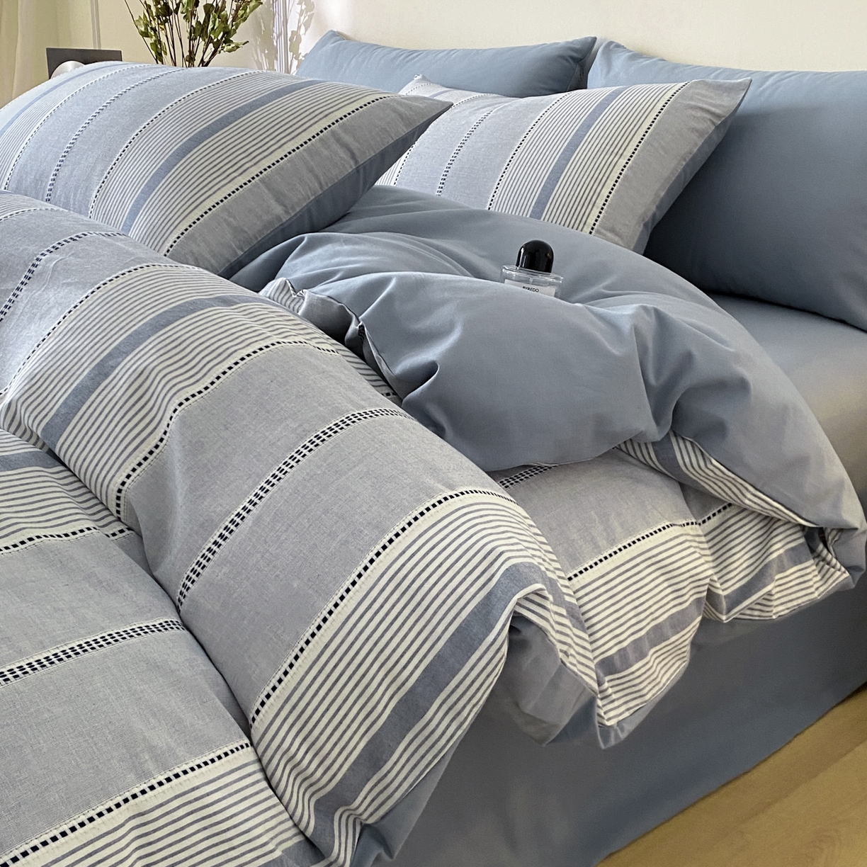 91家纺网 家纺一手货源 找家纺 ab家纺 2025新款全棉色织提花四件套 瑞拉-蓝