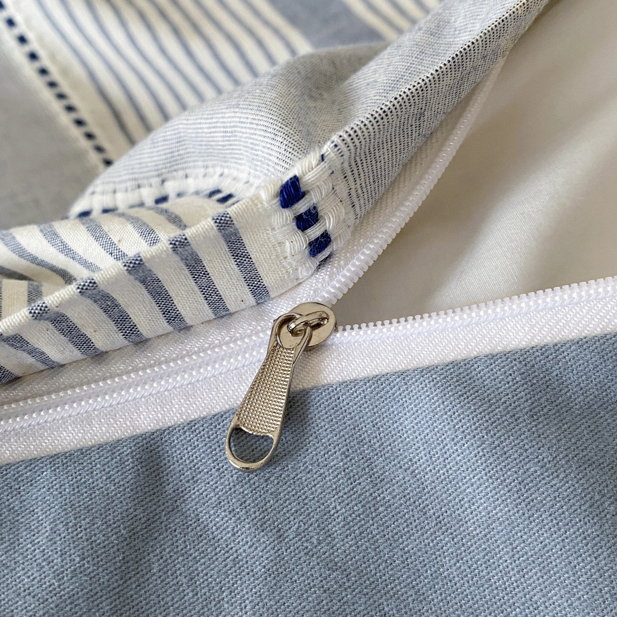 91家纺网 家纺一手货源 找家纺 ab家纺 2025新款全棉色织提花四件套 瑞拉-蓝