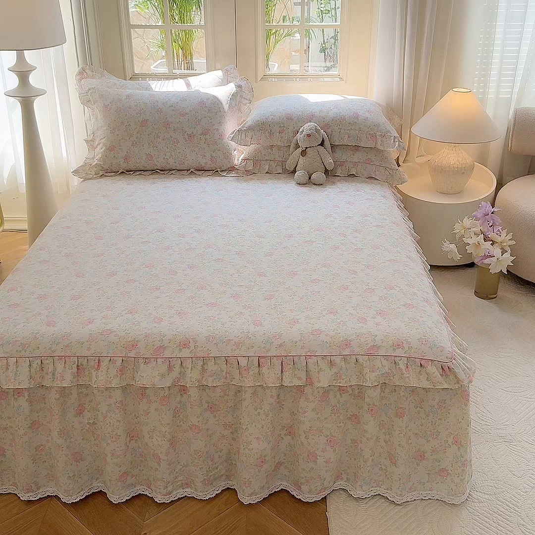 91家纺网 家纺一手货源 找家纺 美达家纺 2025新款全棉纯棉蕾丝小花边单层床裙四件套 嫣然花期-粉