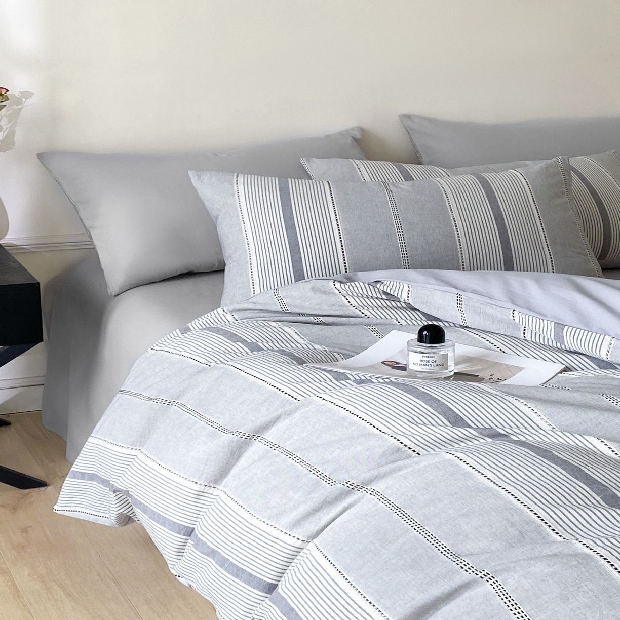 91家纺网 家纺一手货源 找家纺 ab家纺 2025新款全棉色织提花四件套 瑞拉-深灰