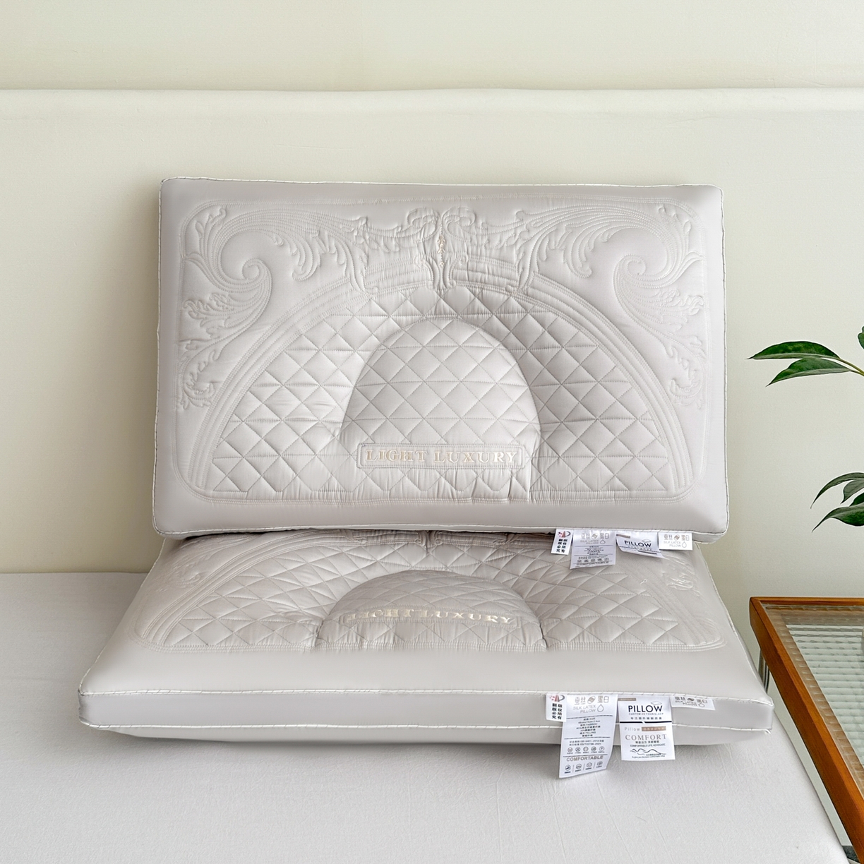 91家纺网 家纺一手货源 找家纺 （总）万聚凯枕芯 2025新款羽丝绒蛋白枕头家用护颈椎助睡眠枕芯成人学生宿舍记忆枕枕头