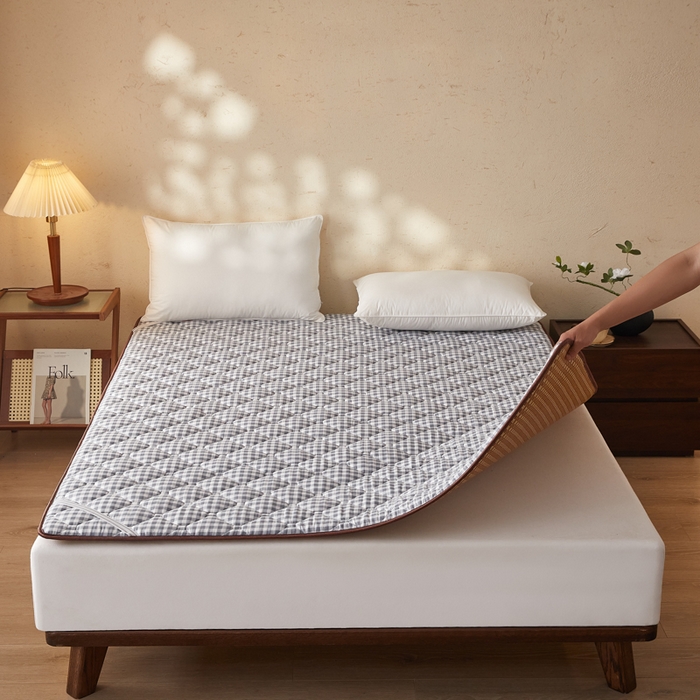 迪乐妮 2025新款双面可用 冰藤夹棉床褥-大床款 冰藤床褥—灰小格（玉米粒）